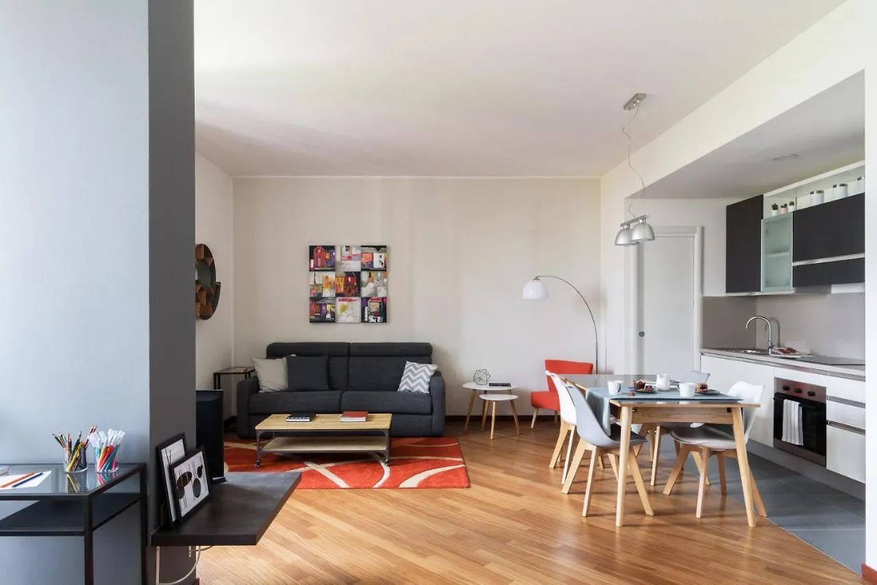 Joivy Superb Flat With Home Office Milan
